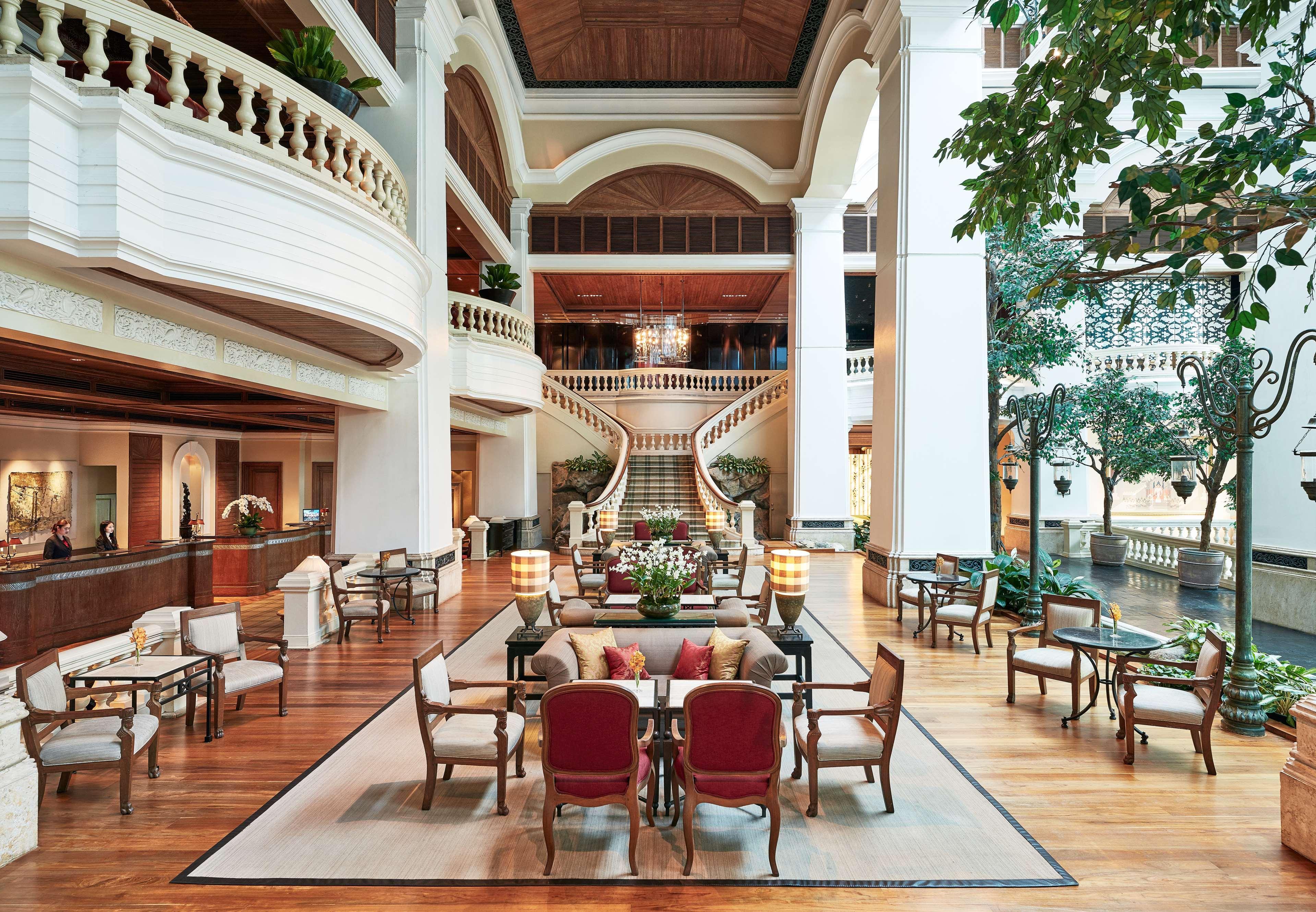 Grand Hyatt Erawan Bangkok Hotel Exterior photo